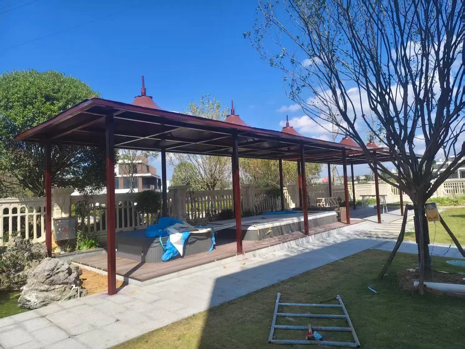贵州台江园区小区膜结构停车棚怎么选?本地源头工厂拆解三大坑,避开返修翻倍成本
